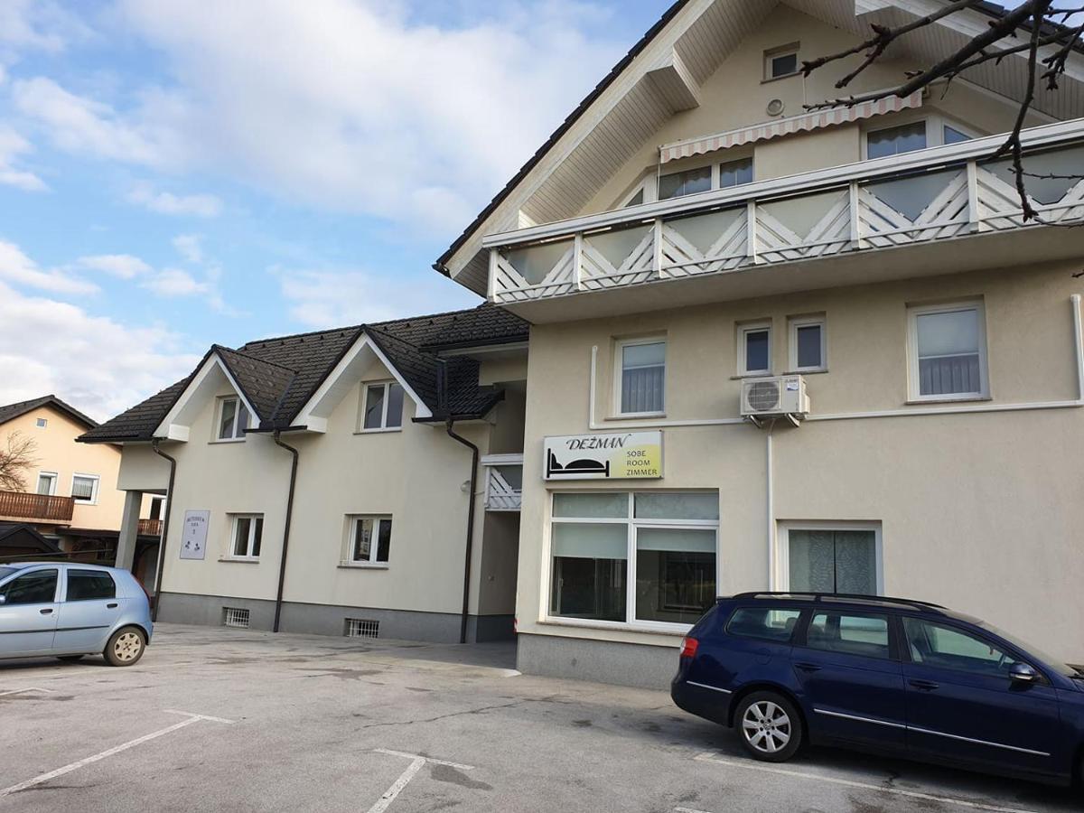 Dezman Apartments & Rooms Kranj Exterior photo